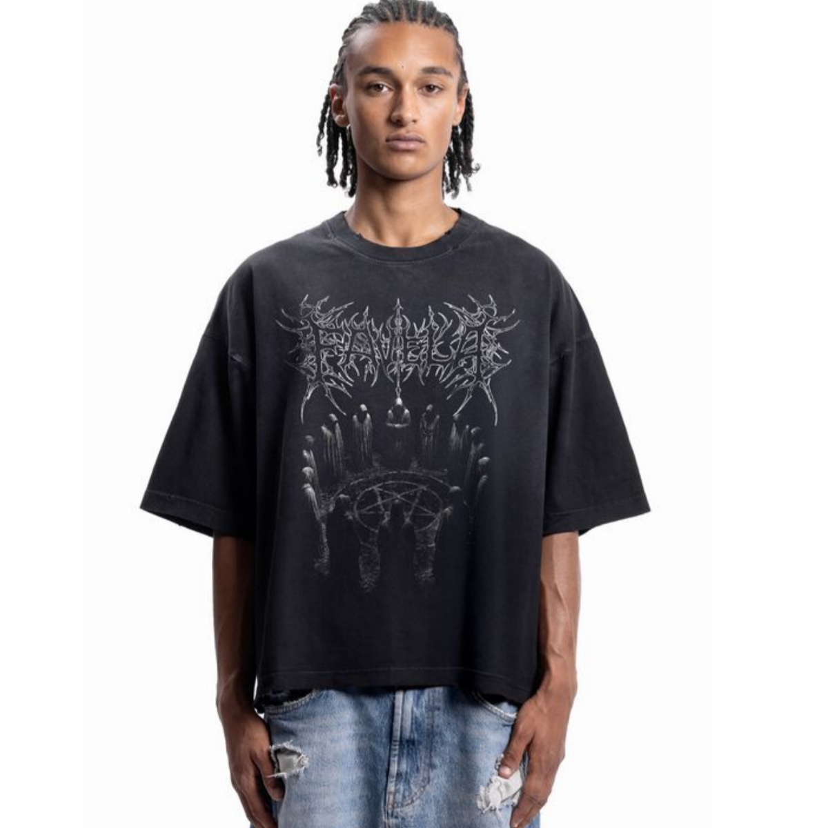 Sacred Heart Metal Font Street - Streetwear Brand Font 评论和价格
